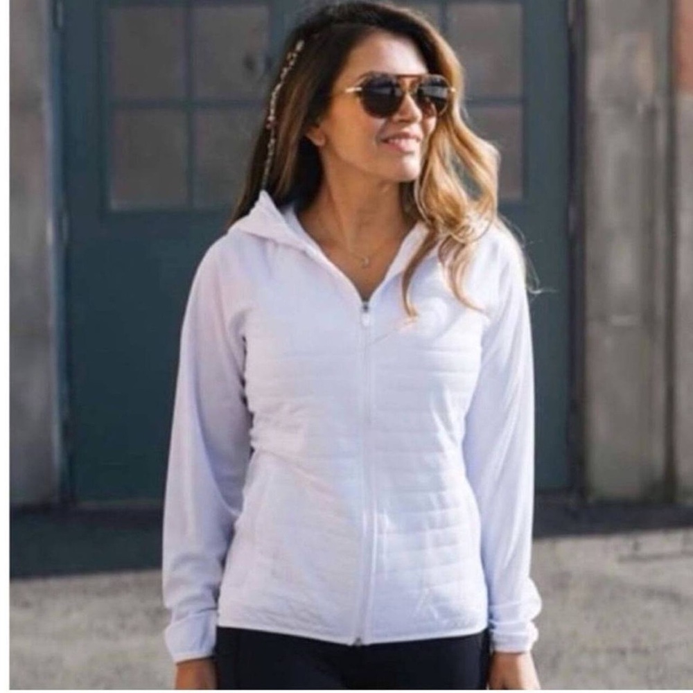 Elegant White Quilted Women's Puffer Jacket